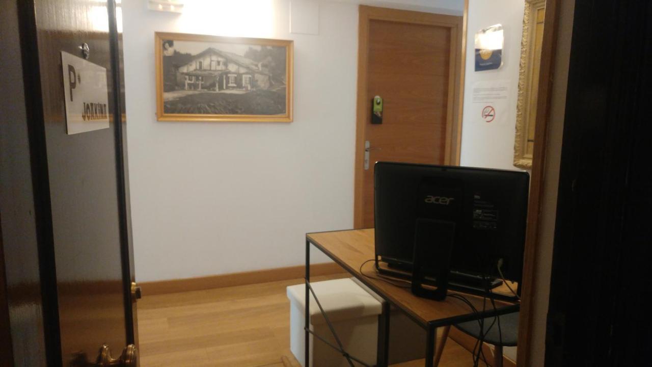 Pension Joakina San Sebastian Buitenkant foto